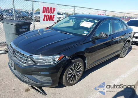 2021 Volkswagen Jetta 1.4T R-Line/1.4T S/1.4T Se z USA, uszkodzony, nr VIN 3VWC57BU7MM034458